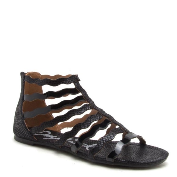 Shoes - Black Gladiator Sandal  Size 7 (Last Pair Sale)